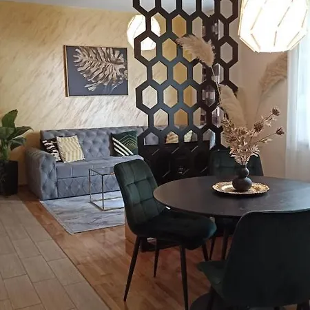 Apartament Mirage Lux *